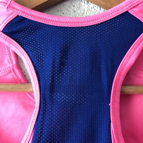 Nike Dri Fit girls sports bra sz: Med - Picture 6 of 7